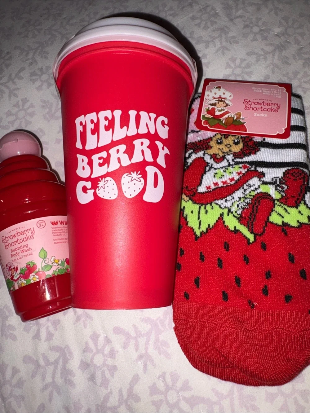 Feeling Berry Good Strawberry Bath & Body Set — Red